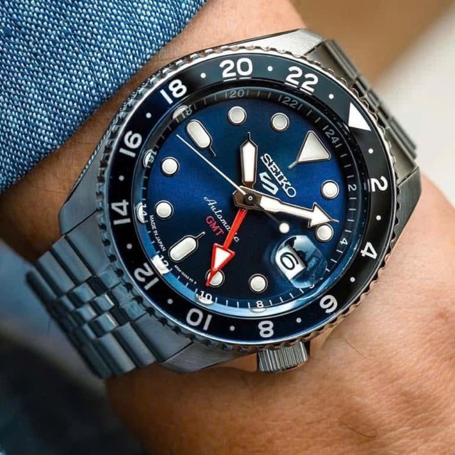 Đồng hồ nam dây thép Seiko 5 Automatic GMT SDX Batman SSK003K1 - Ảnh 7