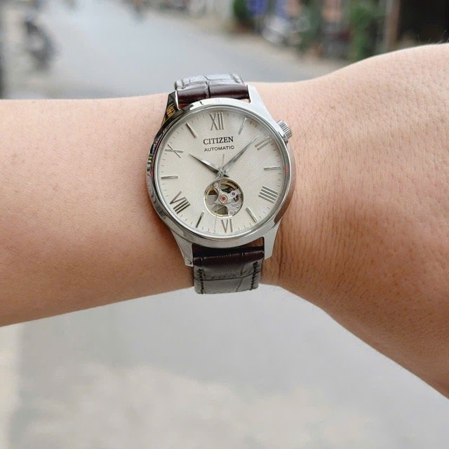 Đồng hồ nam dây da Citizen Automatic Open Heart NH9130-17A - Ảnh 2