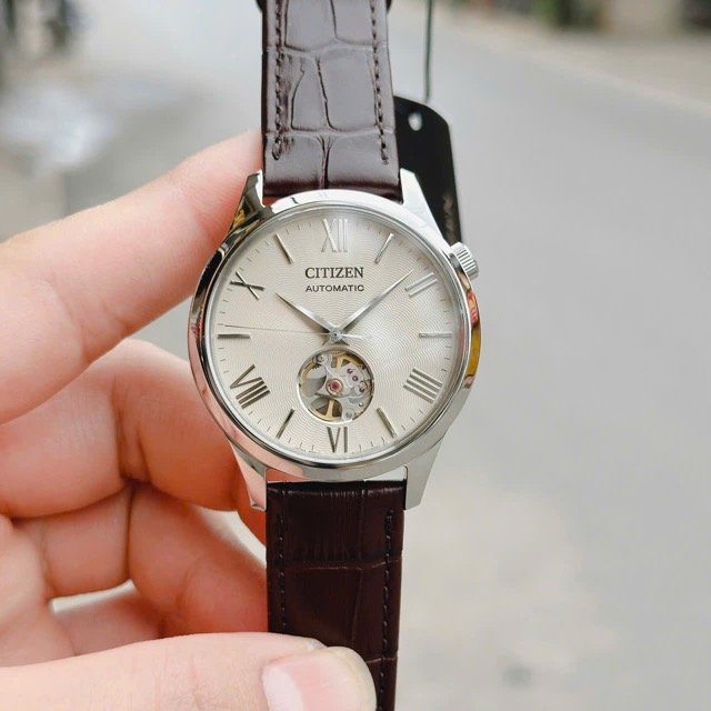 Đồng hồ nam dây da Citizen Automatic Open Heart NH9130-17A