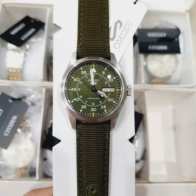 Đồng hồ nam dây vải Seiko 5 Sports Field Automatic SRPH29K1 - Ảnh 9