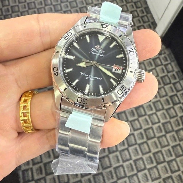 Đồng hồ nam dây thép Orient Sports Mako 40 Automatic RN-AC0Q14L - Ảnh 6
