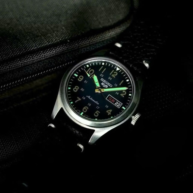 Đồng hồ nam dây da Seiko 5 Sport Field Automatic Specialist SRPG39K1 - Ảnh 5