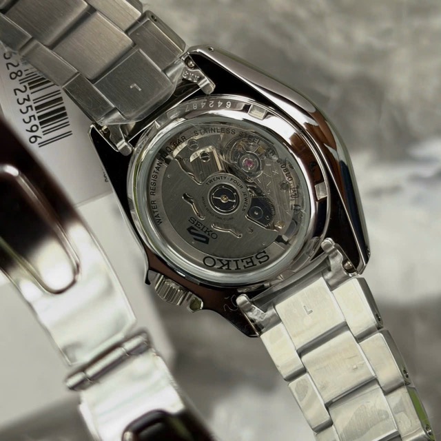 Đồng hồ nam dây thép Seiko 5 Sport Automatic SRPE53K1 - Ảnh 9