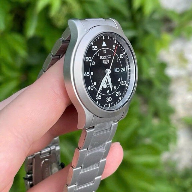 Đồng hồ nam dây thép Seiko 5 Sport Automatic SNK809K1 - Ảnh 2