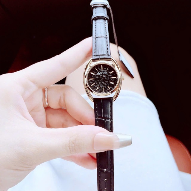 Đồng hồ nữ dây da Mathey Tissot Quartz Saphira D933PLM